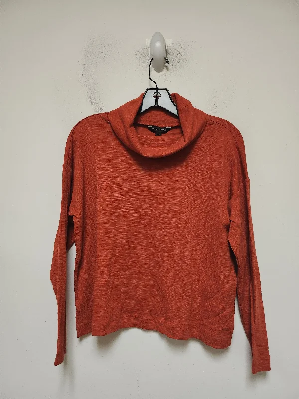 Top Long Sleeve Basic By Banana Republic In Orange, Size: Xs