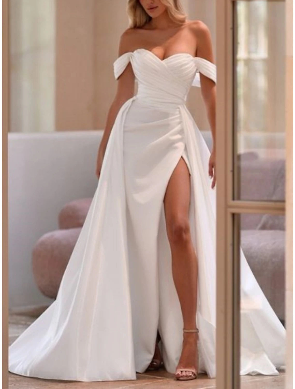 Hall Formal Wedding Dresses A-Line Off Shoulder Short Sleeve Court Train Satin Bridal Gowns With Pleats Ruched