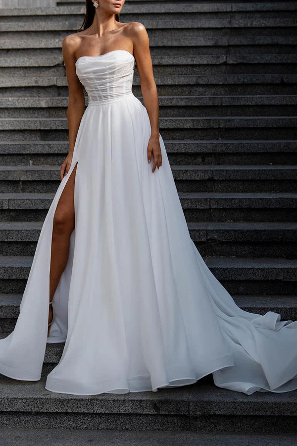 A line strapless hall casual wedding dress with pleated and split white Bohemian bride dress