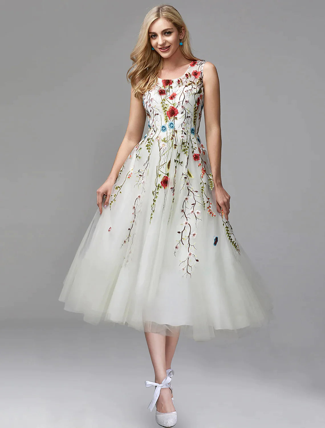 A-Line Prom Dresses Elegant Dress Wedding Length Sleeveless  Chiffon with Lace Appliques