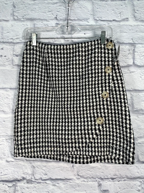 Skirt Mini & Short By Maeve In Black Cream, Size: 0