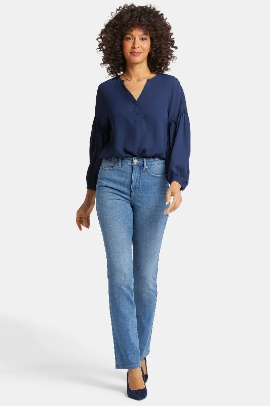 Billie Mini Bootcut Jeans In Petite - Water Canyon