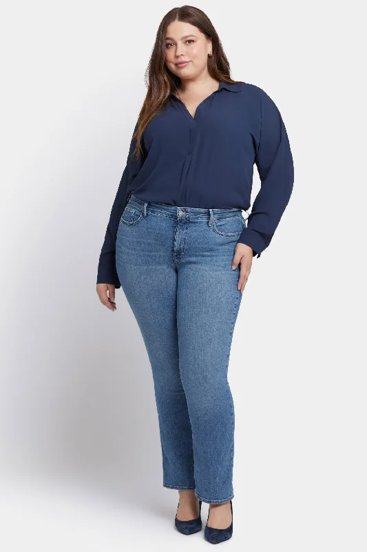 Marilyn Straight Jeans In Plus Size  - Heyburn